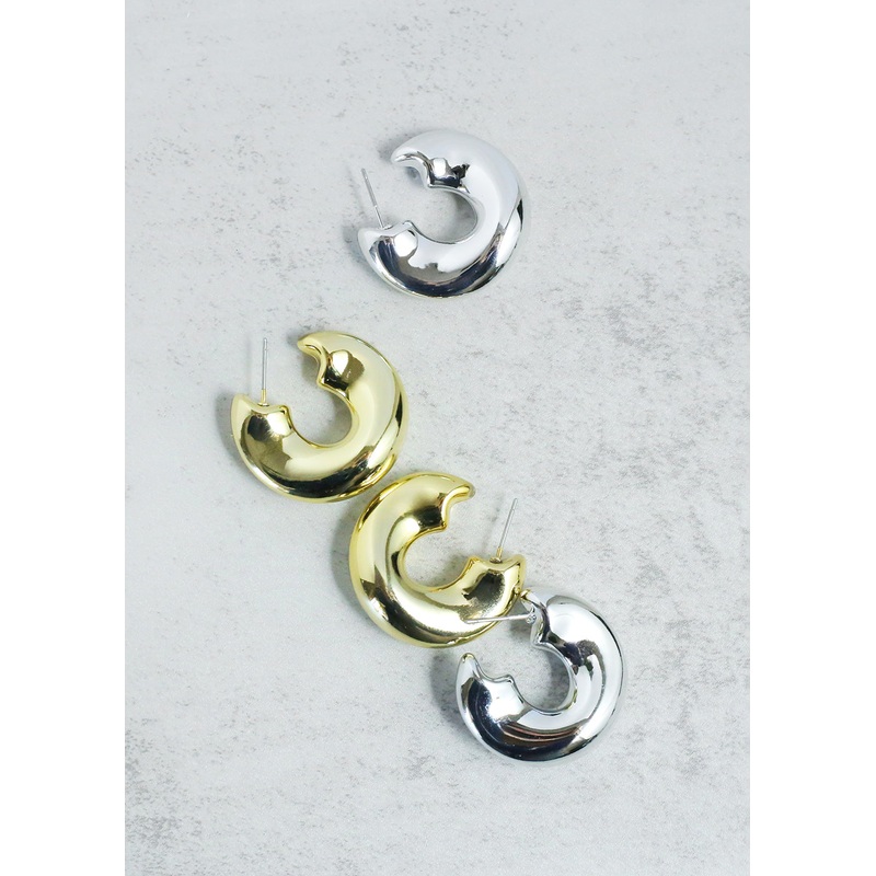 Open Wavy Hoop Earring Gold