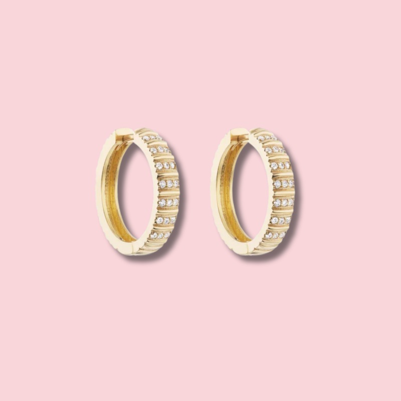 JULI HOOPS