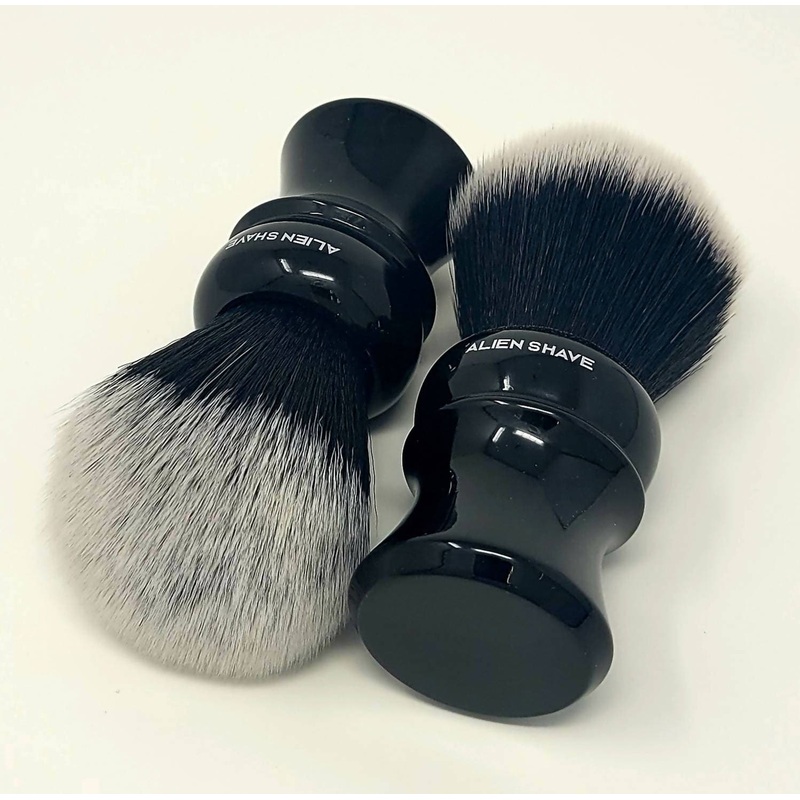 Alien Shave – Solar Midnight Shaving Brush