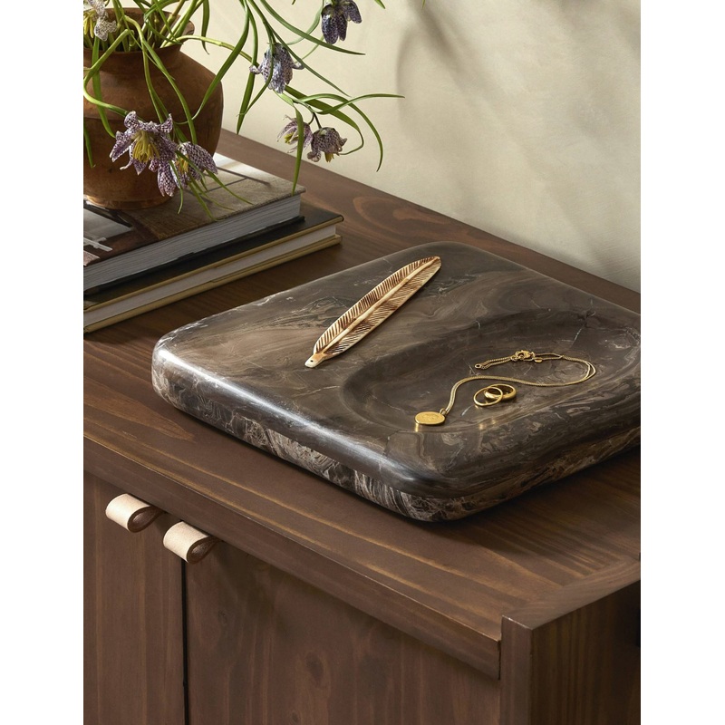 Bellett Catchall Brown