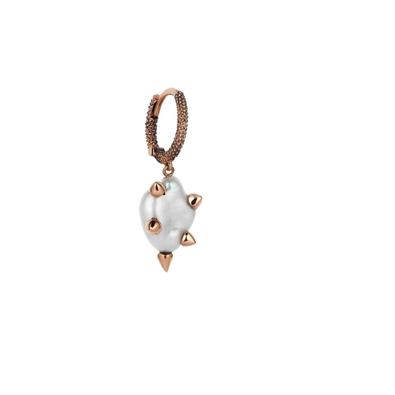 EERO PEARL DANGLING HOOP EARRING